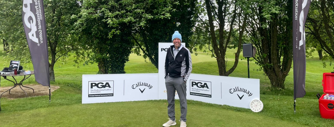 Chris tyson pga pro on the first tee at Minchinhampton